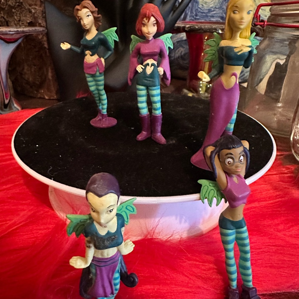 W.I.T.C.H. Figures